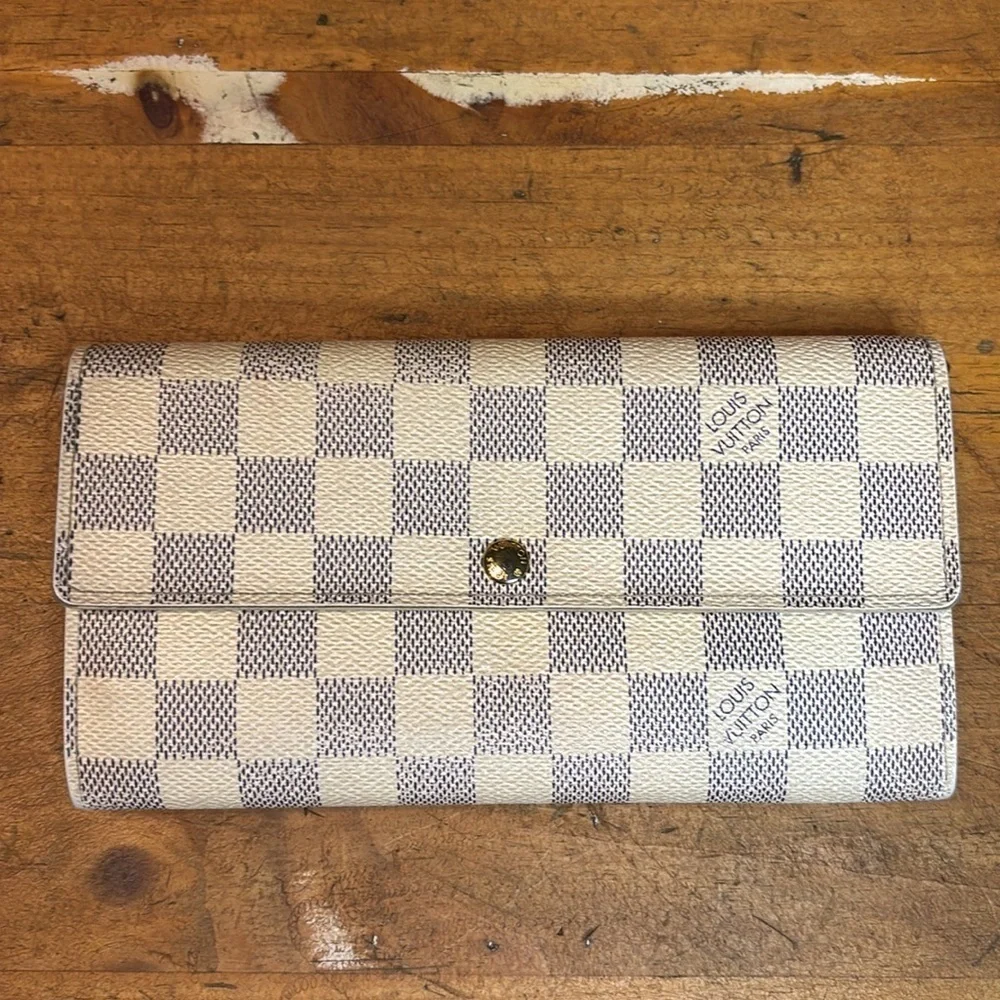 Louis Vuitton Damier Azure Sarah Wallet